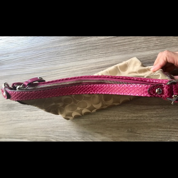 Coach Mini Purse 👜 - Picture 8 of 8